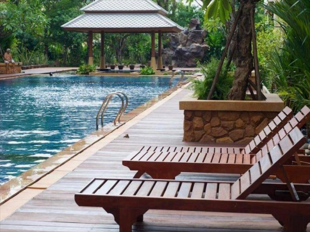 Pattaya City Resort By Harmony Exterior photo